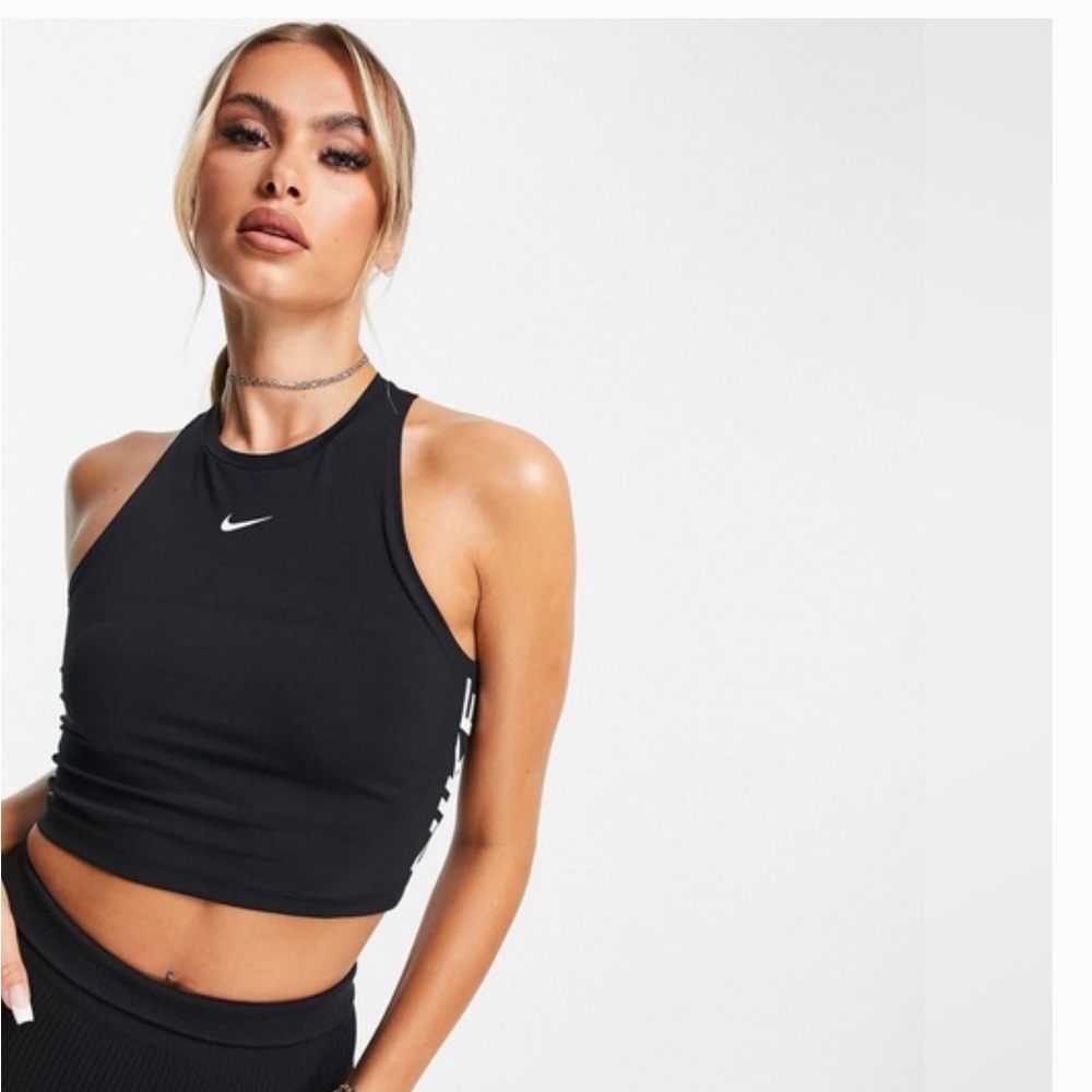 Nike Pro Dri-Fit Crop Tank XS